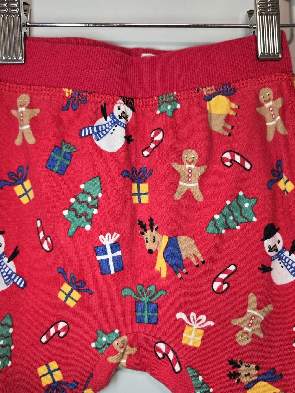 H&M Red Kids Holiday Joggers Set with Festive Prints Soft.